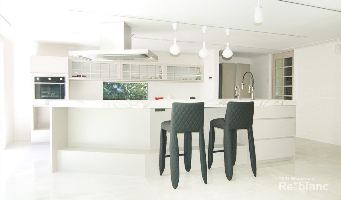 https://www.reblanc.com/case/design-ordermade-kitchen/002345.html