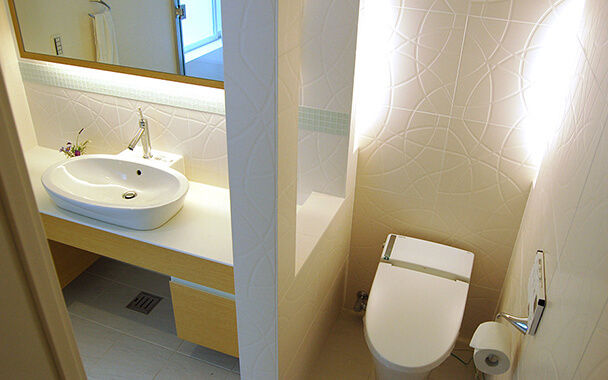 https://www.reblanc.com/case/washroom/001206.html